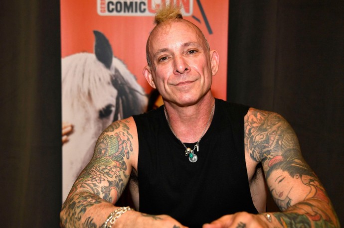 Noah Hathaway, který v Nekonečném příběhu ztvárnil hlavní postavu Atreje, se změnil k nepoznání.