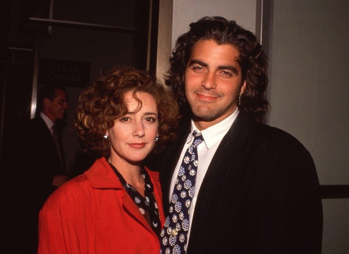 Jejím prvním chotěm byl vyhlášený fešák George Clooney. Vzali se v prosinci roku 1989.