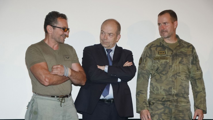 Ondřej Vetchý a Karel Řehka mají problém.