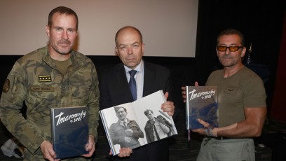 FOTO: Ondřej Vetchý a Karel Řehka mají problém.