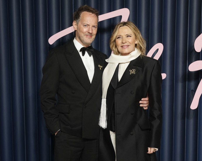 Kim Cattrall si v Londýně vzala za muže zvukaře Russella.