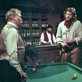 Film vznikl na motivy čtvrté knihy Arthura Conana Doyla s názvem The Valley of Fear (na snímku Petr Haničinec a Vladimír Kratina).