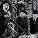 Čintamani a podvodník: Film se skládá ze dvou povídek - Čintamani a ptáci a Příběhy sňatkového podvodníka (Vladimír Šmeral, Olga Scheinpflugová, František Filipovský).