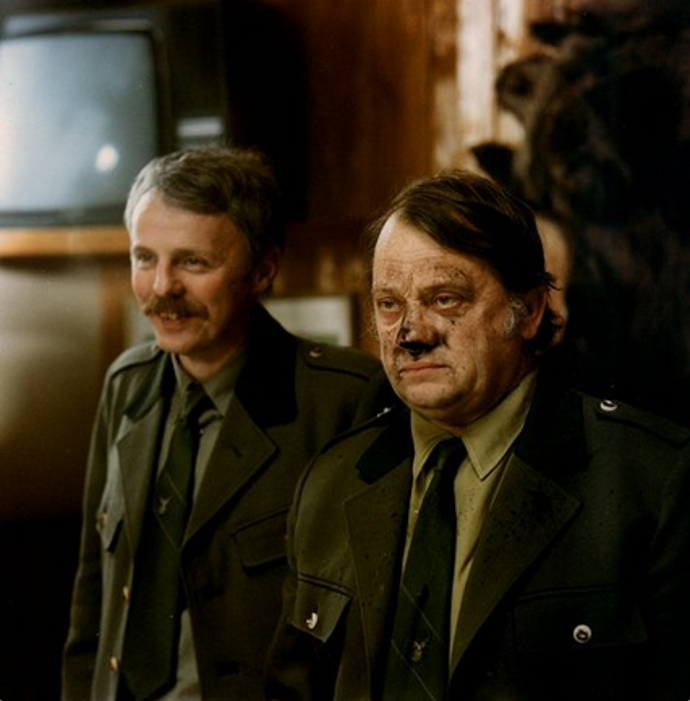 Osudnou se mu stala operace žlučníku (Petr Bruner a Miloslav Štibich, film Slavnosti sněženek). 