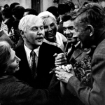 snímek z filmu Tři chlapi v chalupě (Stella Zázvorková, Lubomír Lipský st., Ladislav Trojan, Jan Skopeček)