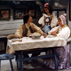 Dvanáct měsíčků: Pohádka Boženy Němcové o hodné Marušce a dvanácti kouzelných bratrech (Karel Greif, Yvetta Blanarovičová, Gabriela Vilhelmová).