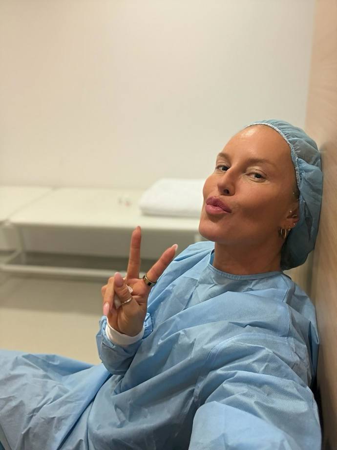 Simona Krainová si nechala spravit zrak.