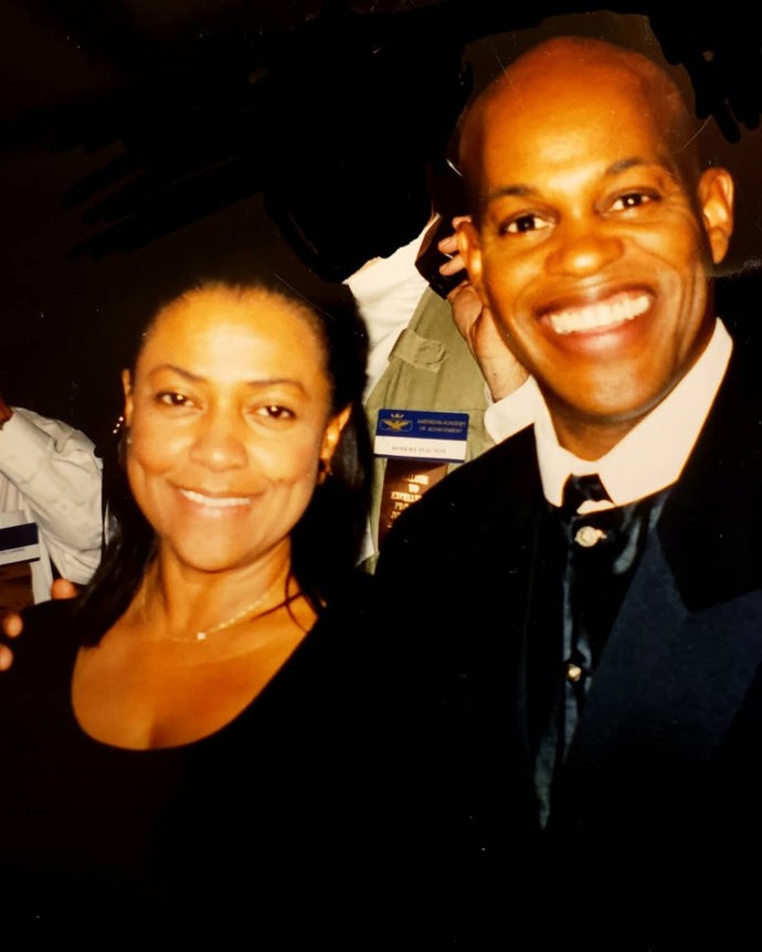 Jubilant Sykes byl ubodán.