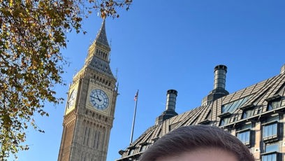 FOTO: Vít Rakušan se svou nejstarší dcerou na výletě v Londýně.