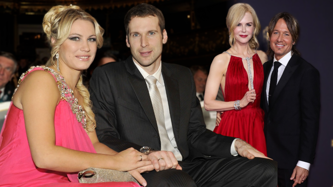 10 slavných párů, které si roku 2025 daly sbohem: Langmajer vyměnil manželku za missku, Čech se rozvedl s krásnou Martinou