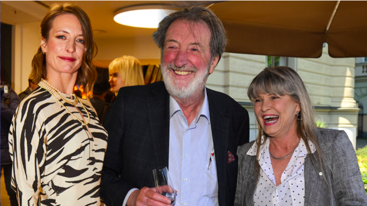 Bolek Polívka v pohádce Největší dar: Ve snímku si zahrál s dcerou a exmanželkou