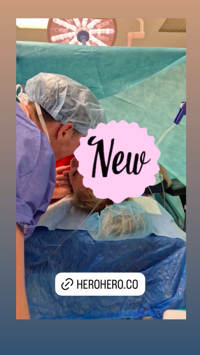 Michaela Ochotská porodila.