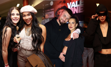 Těhotná Bára Stříteská, Kuběnka v podivném outfitu a vyprsené influencerky. Hvězdní diváci na Clashi