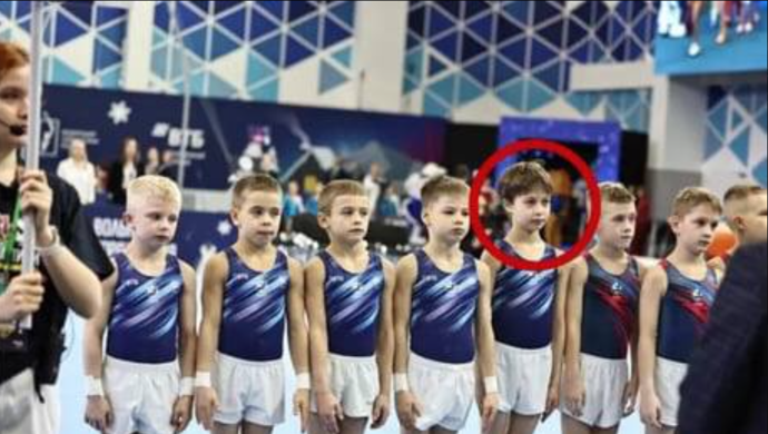 Desetiletý Ivan, který má být údajným synem šéfa Kremlu, se věnuje gymnastice stejně jako jeho matka Alina Kabajevová. 