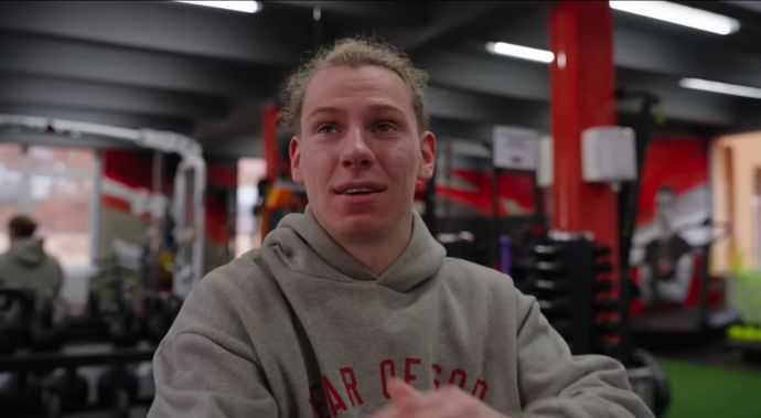 Pavel Tóth opět srší arogancí.