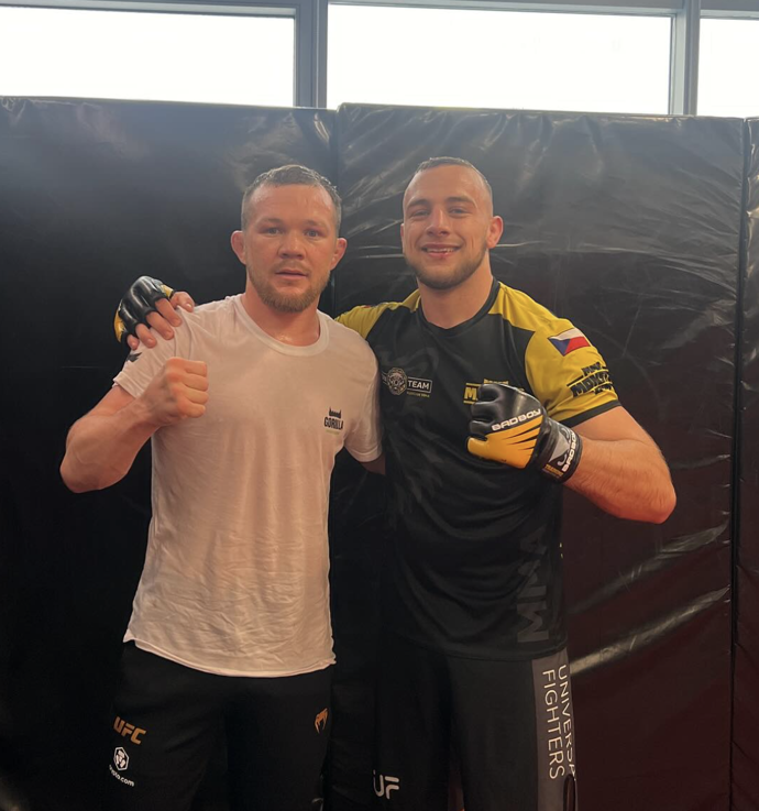 Antonín Beck se věnuje boxu. 