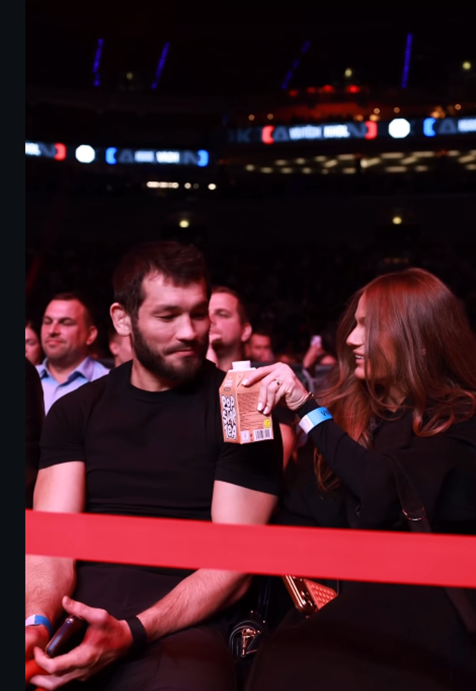 Makhmud Muradov a Sabina Karásková se evidentně vzali. 