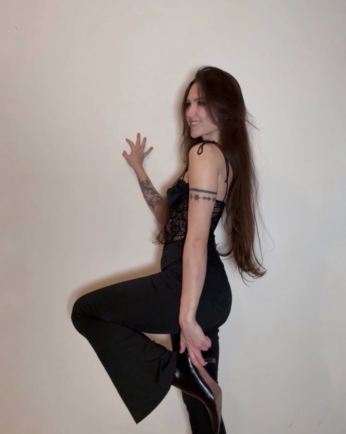 Theresa se dostala do nepříjemné situace.