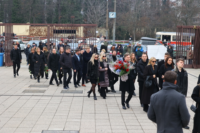 Přátelé a kolegové se přišli naposledy rozloučit s Patrikem Hezuckým.