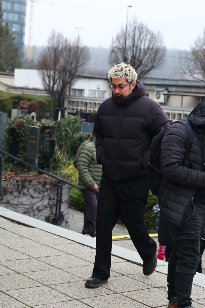 Mirai přišel na pohřeb Patrika Hezuckého sám.