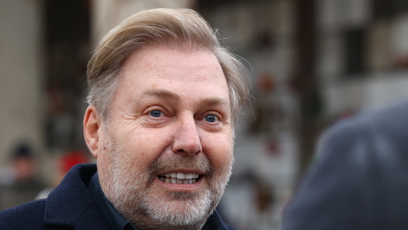 FOTO: Roman Ondráček na pohřbu Patrika Hezuckého.