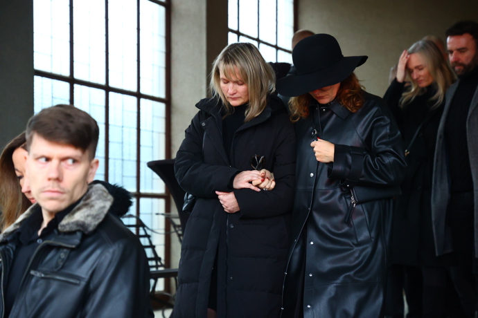 Z pohřbu Patrika Hezuckého odcházeli lidé v slzách.