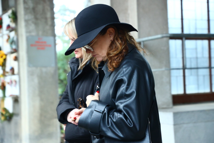 Marta Jandová odcházela se skloněnou hlavou.