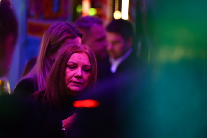 Po pohřbu Patrika Hezuckého zavítali jeho přátelé a rodina do baru. 