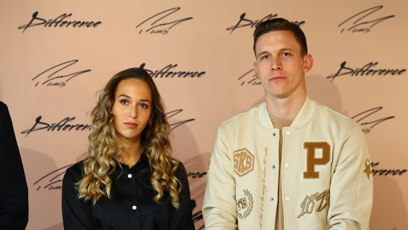 FOTO: Výtěžek z prodeje poputuje na Nadační fond Slavie.