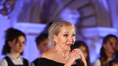 FOTO: Bára Basiková vystoupila během benefičního koncertu u příležitosti výročí 10 let fungování projektu Život v kufříku.