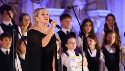 FOTO: Bára Basiková zazpívala.