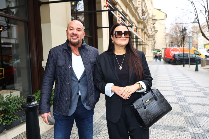 Mahulena se také pochlubila kabelkou, která je ve stylu Hermés Birkin. 