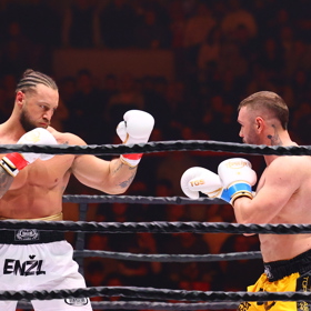 Karlos Benda a Jakub Enžl v ringu.