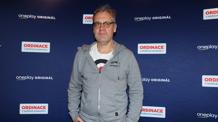 David Matásek dorazil na brunch slavného seriálu Ordinace v růžové zahradě 2. 