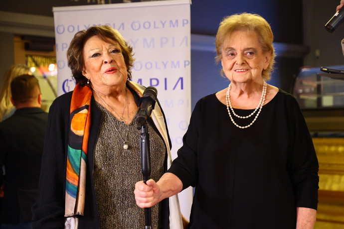 Jiřina Bohdalová s chutí odprezentovala svou novou kuchařku.