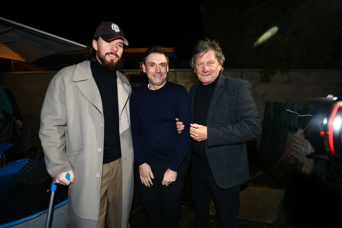 Standa Hložek dorazil na Vánoční večírek.