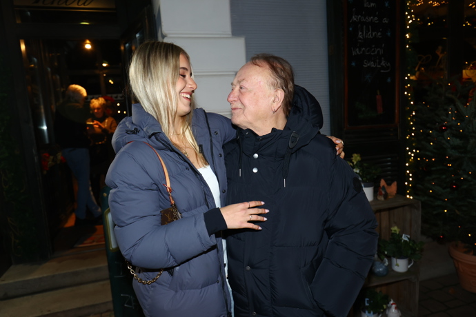 Petr Janda se svou dcerou Anežkou.
