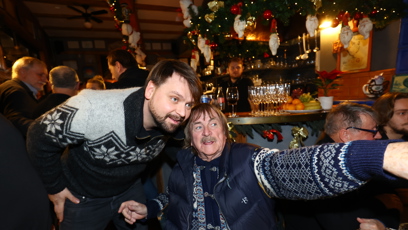 FOTO: Karel Vágner uvnitř davu.