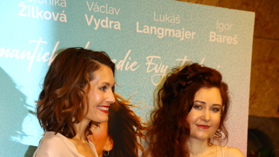 FOTO: Eva Toulová se bizarních oděvů rozhodně nebojí.