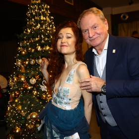 Eva Toulová s moderátorem Petrem Jančaříkem.