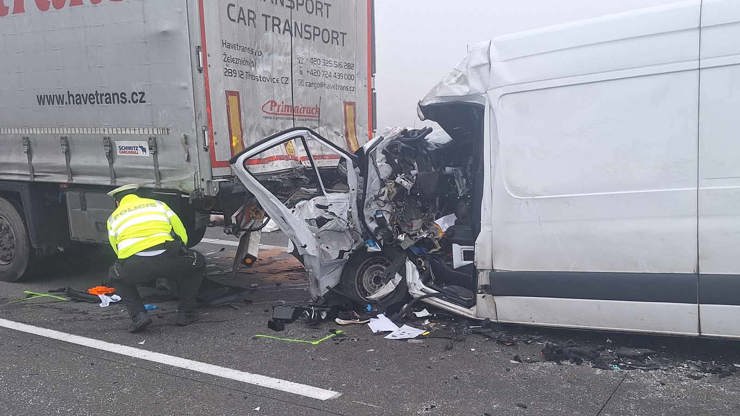 Při tragické nehodě zemřel zpěvák Adam Urban.