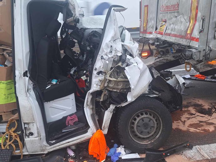 Při tragické nehodě zemřel zpěvák Adam Urban.