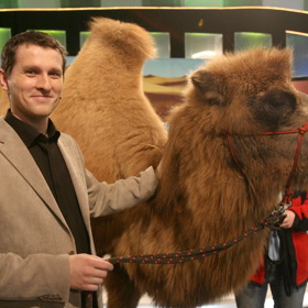 V pořadu Zázraky přírody, který moderuje spolu s hercem Marošem Kramárem, mnohdy sehraje roli pokusného králíka.