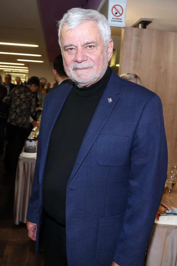 Petr Štěpánek si na oblečení dává záležet.