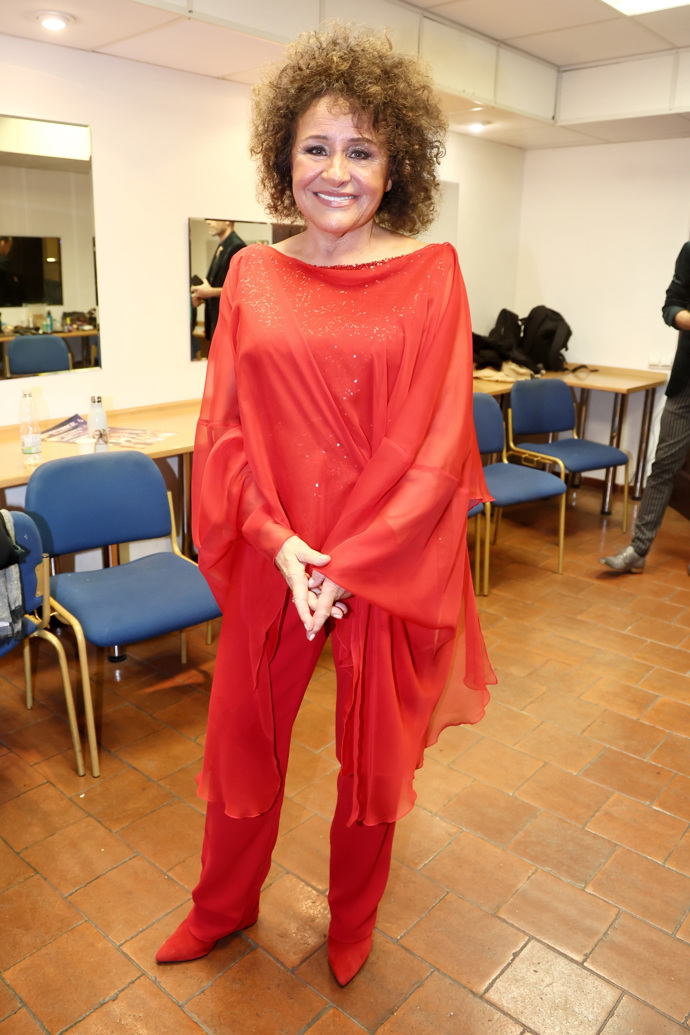 Jitka Zelenková nedávno zazářila v červeném monochromatickém outfitu.