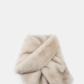 Šála s umělou kožešinou, Zara, 699 Kč