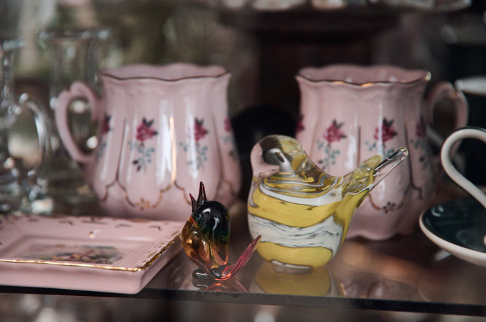 Růžový porcelán býval před lety velice žádaný.