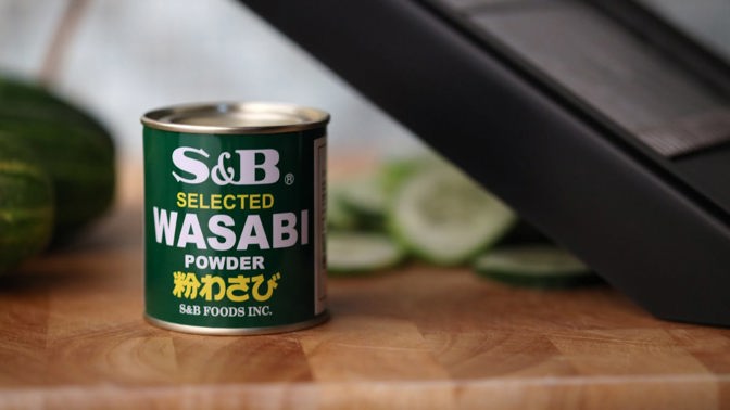 Okurka wasabi zjemní a zároveň získá výraznou chuť. Ideální řešení pro ty, co zelenině neholdují.