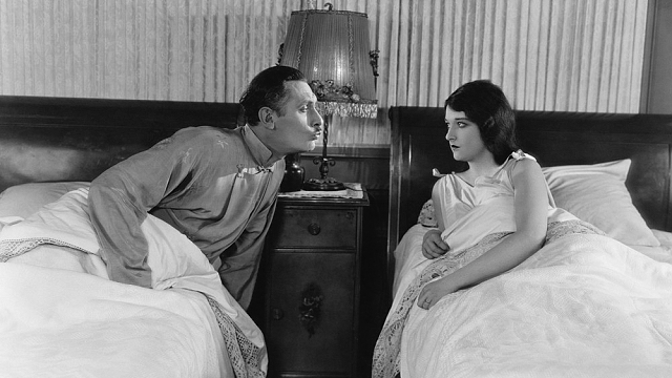 Je podezíravý, pasivní nebo závislý? Manželský poradce zdvihá prst: „Je čas.“