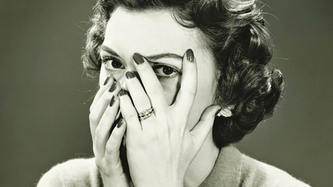 Pantone 448 C patří k odstínům, které mají jen naprosté minimum příznivců.